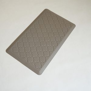 Four Leaf Cloves Mat