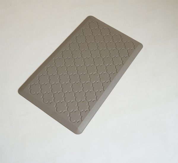 Four Leaf Cloves Mat