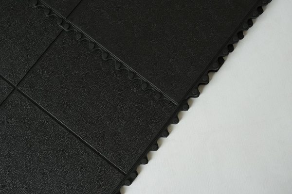 Solid Top Interlocking Gym Mats